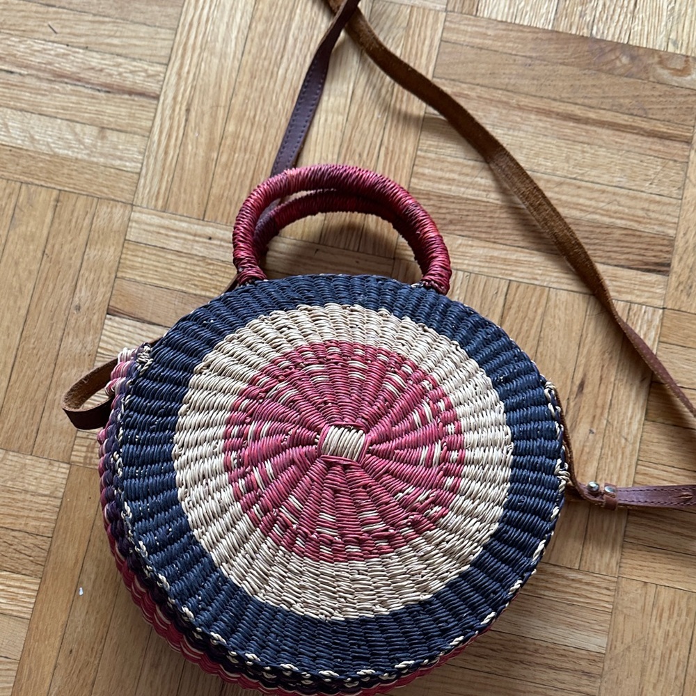 Nena & Co Handcrafted Multicolor Mini Straw Round Bag